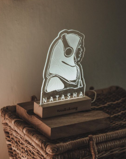 Light Plaque